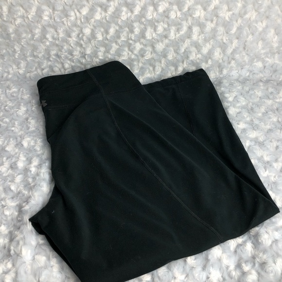 Under Armour Yoga Pants - Picture 4 of 5